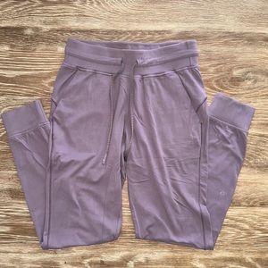 Lululemon joggers